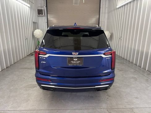 Certified 2025 Cadillac XT6 Premium Luxury FWD image 5