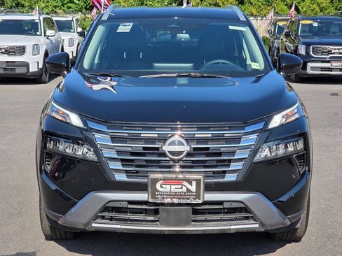 Used 2026 Nissan Rogue SL AWD/4WD image 2