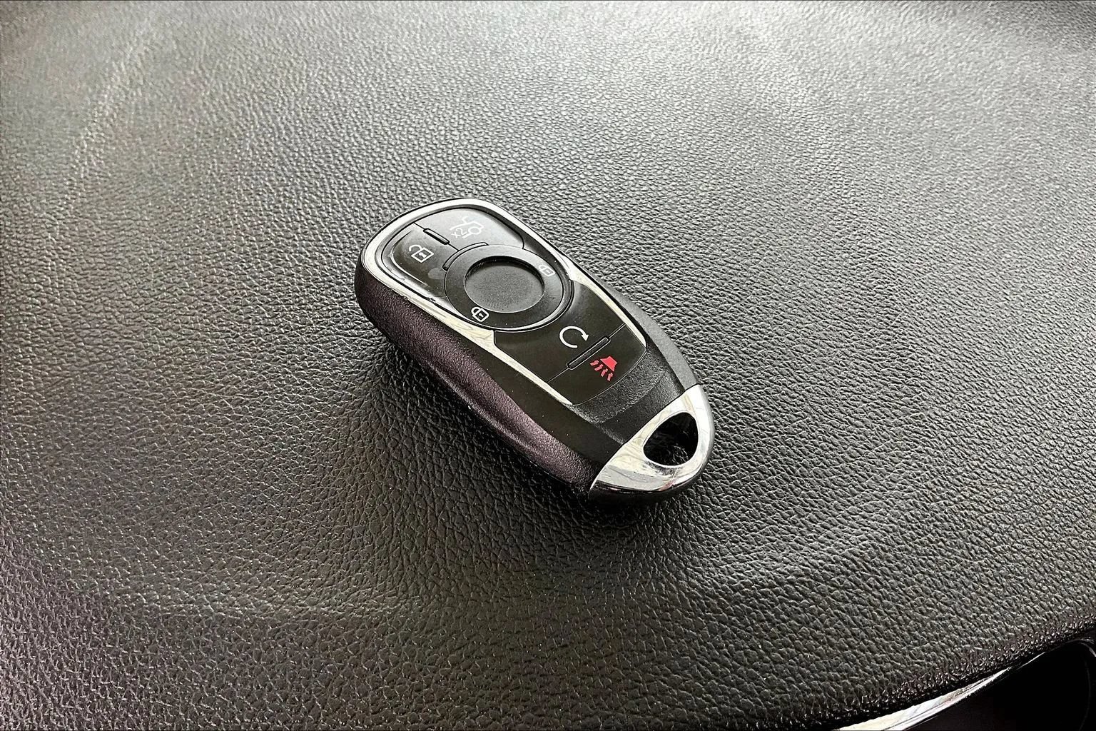 Used 2022 Buick Encore Preferred w/ Safety Package FWD image 29