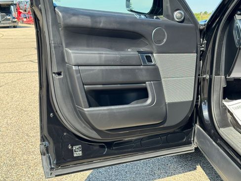 Used 2019 Land Rover Range Rover Sport HSE AWD/4WD image 23