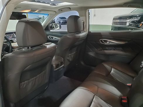 Used 2018 INFINITI Q70 L 3.7 w/ Sensory Package AWD/4WD image 40