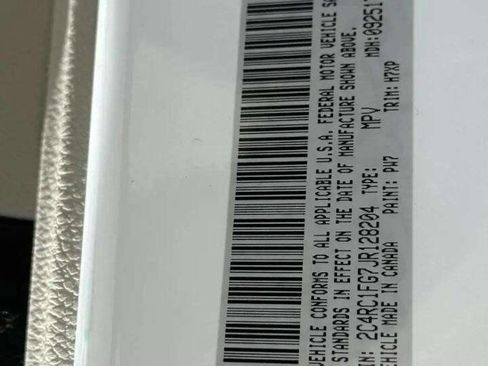 Used 2018 Chrysler Pacifica Touring Plus w/ Tire & Wheel Group image 47