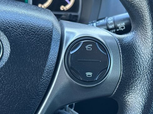 Used 2014 Toyota Venza LE image 27