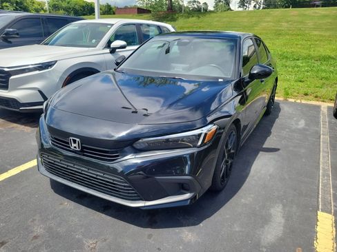 Used 2024 Honda Civic Sport image 1
