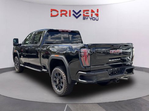 New 2026 GMC Sierra 2500 AT4 w/ AT4 Premium Plus Package AWD/4WD image 6