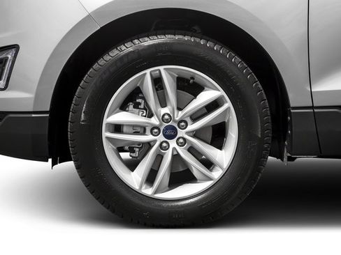 Used 2016 Ford Edge Titanium w/ Equipment Group 301A AWD/4WD image 11