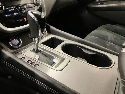 Used 2020 Nissan Murano SV image 29