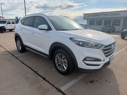 Used 2018 Hyundai Tucson SEL FWD image 3