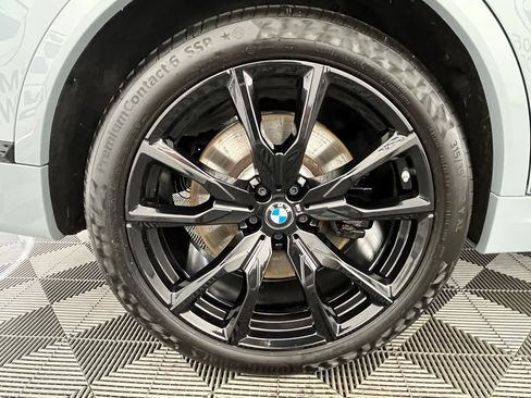 Certified 2024 BMW X7 M60i w/ Climate Comfort Package AWD/4WD image 15