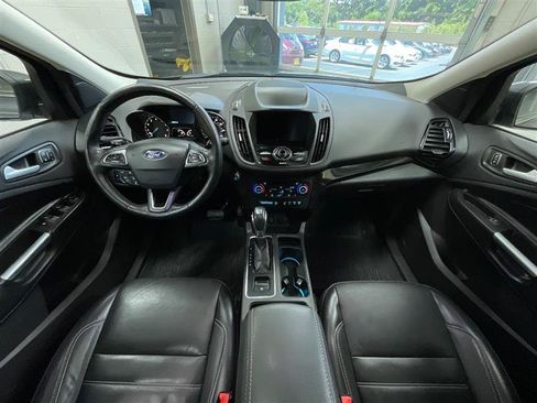 Used 2019 Ford Escape Titanium AWD/4WD image 23