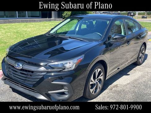 Used 2025 Subaru Legacy Premium image 2