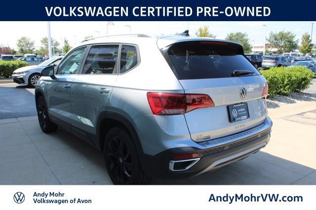 Used 2024 Volkswagen Taos SE FWD image 4