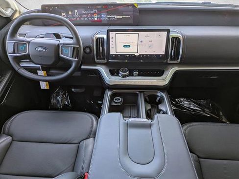 New 2026 Ford Expedition Platinum AWD/4WD image 14