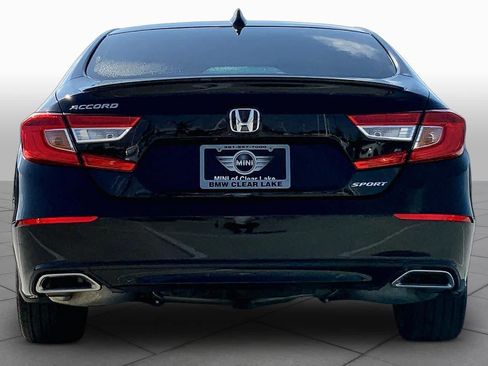 Used 2020 Honda Accord Sport image 4
