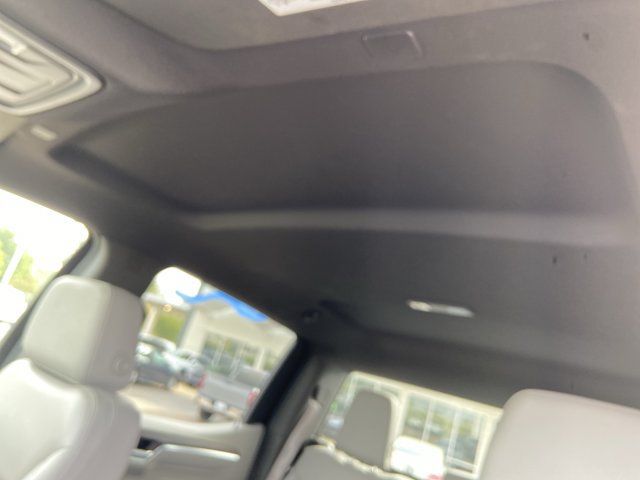 Used 2026 GMC Sierra 1500 SLT AWD/4WD image 29