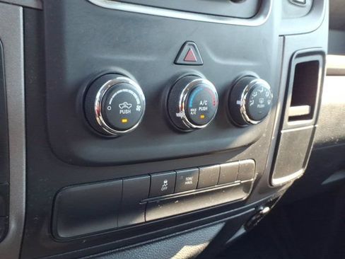 Used 2014 RAM 1500 Express AWD/4WD image 11