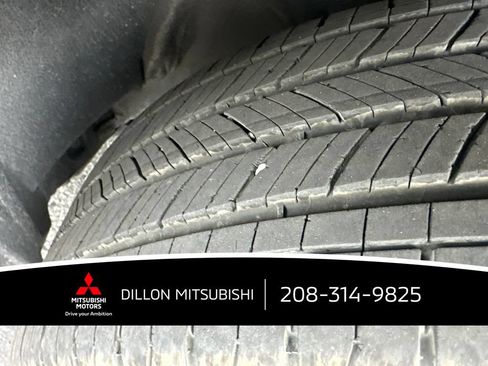 Used 2025 Toyota RAV4 XLE AWD/4WD image 22