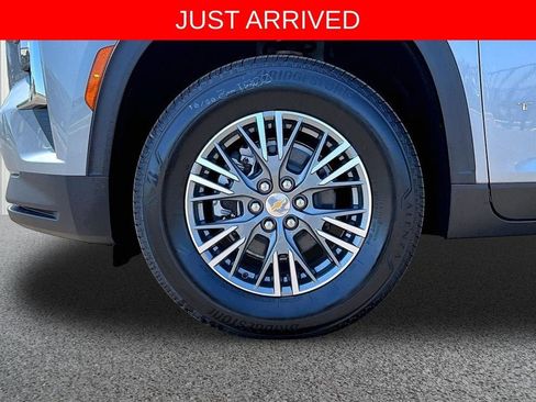 New 2026 Chevrolet Traverse LT w/ Driver Confidence Package FWD image 10
