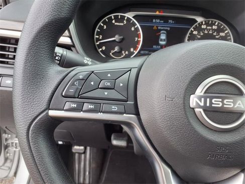 Certified 2024 Nissan Altima 2.5 SV image 9