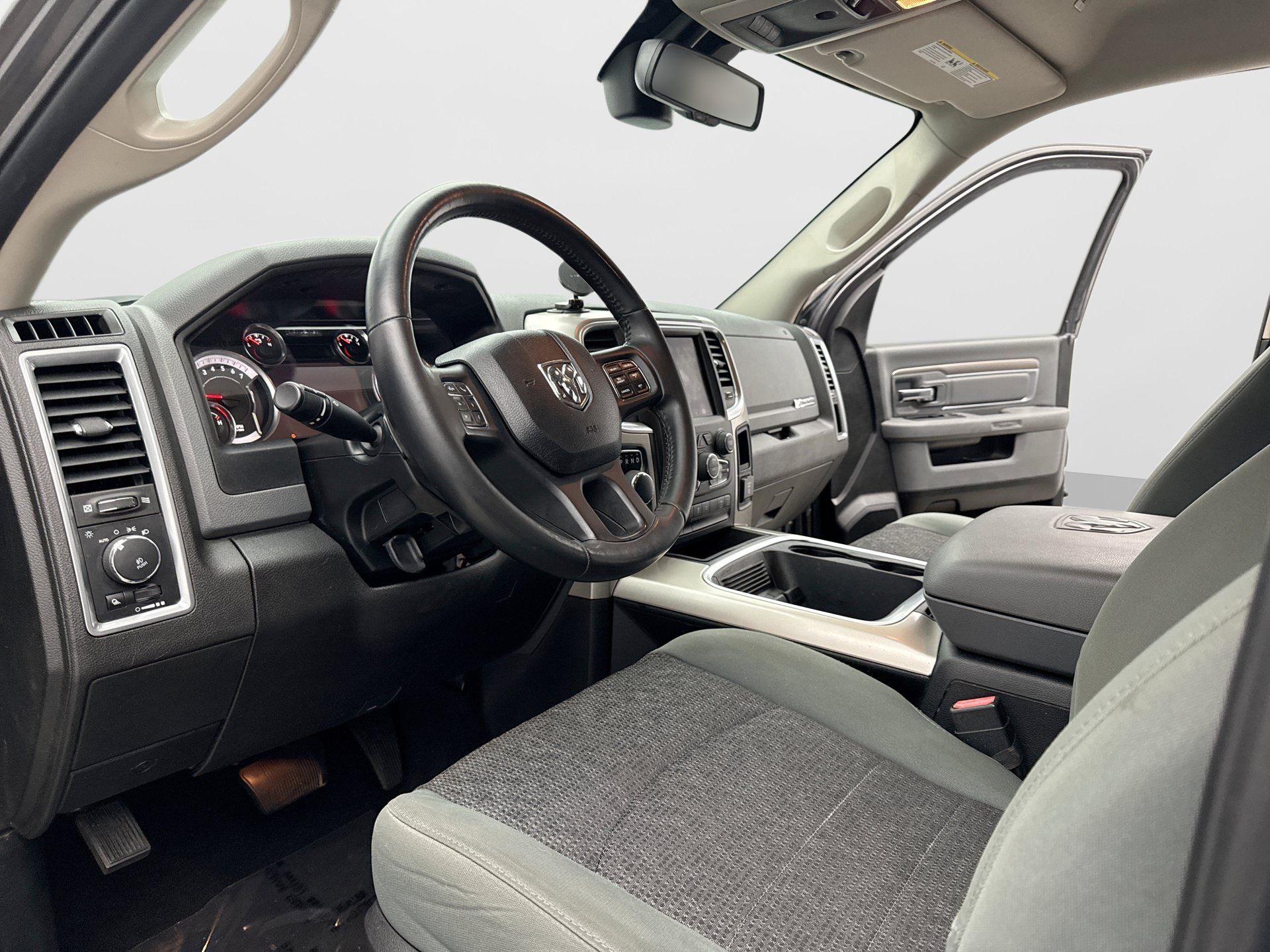 Used 2019 RAM 1500 Big Horn AWD/4WD image 12