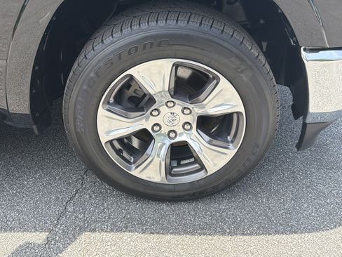 Used 2020 RAM 1500 Laramie RWD image 14