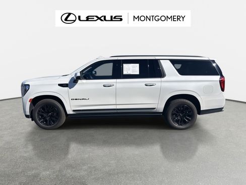 Used 2022 GMC Yukon XL Denali image 2