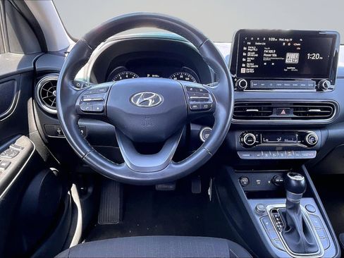 Used 2023 Hyundai Kona SEL w/ Convenience Package FWD image 5