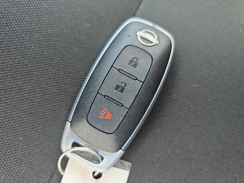 Used 2024 Nissan Kicks S image 34