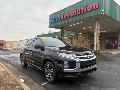 Used 2023 Mitsubishi Outlander Sport ES image 1