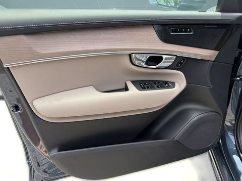 New 2026 Volvo XC90 B6 Plus w/ Protection Package Premier AWD/4WD image 13