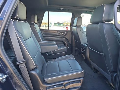 Used 2024 Chevrolet Tahoe Premier w/ Premium Package image 22