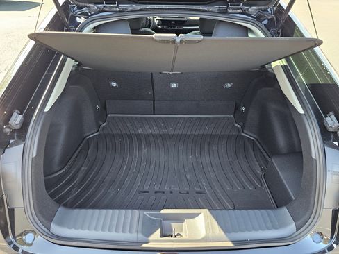 Used 2024 Toyota Prius LE image 43