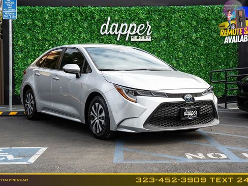 Used 2022 Toyota Corolla LE w/ Carpet Mat Package (TMS) FWD image 3