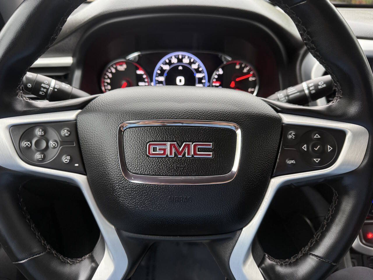 Used 2023 GMC Acadia SLT w/ Technology Package AWD/4WD image 13