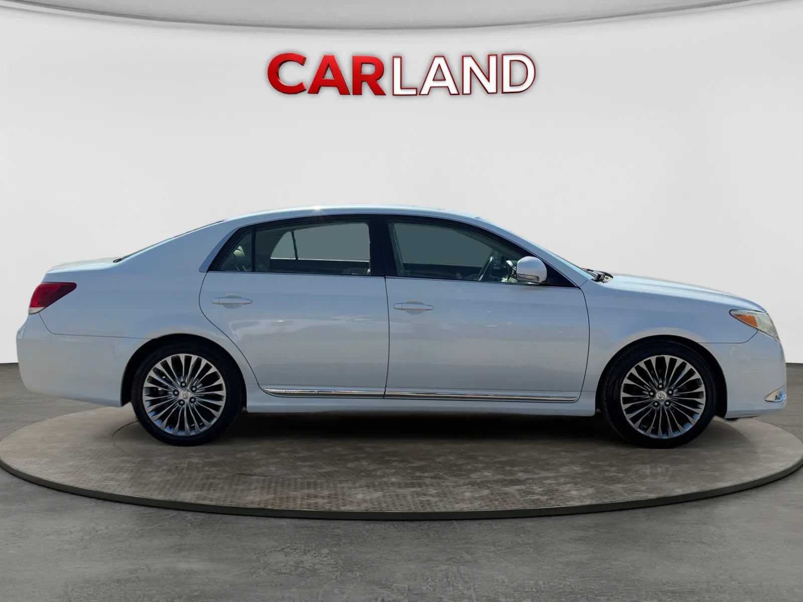 Used 2011 Toyota Avalon FWD image 7