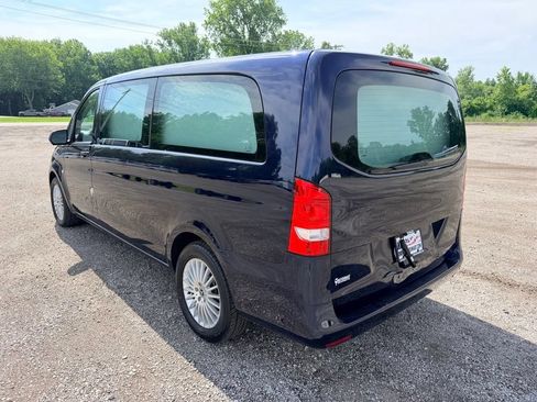 Used 2022 Mercedes-Benz Metris image 5
