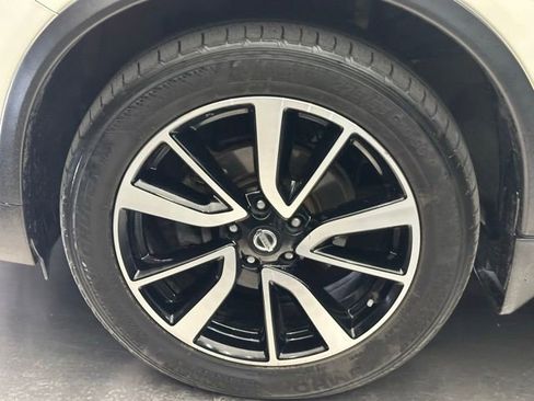 Used 2020 Nissan Rogue SL w/ Premium Package AWD/4WD image 13