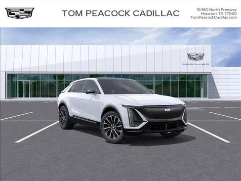 New 2026 Cadillac Lyriq Sport RWD image 1
