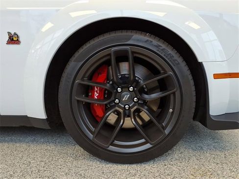 Used 2022 Dodge Challenger R/T Scat Pack image 9