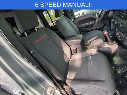 Used 2024 Jeep Wrangler Unlimited Rubicon w/ Technology Group AWD/4WD image 34