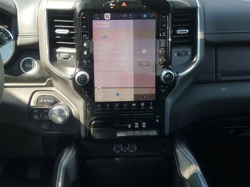 Used 2025 RAM 1500 Laramie image 32