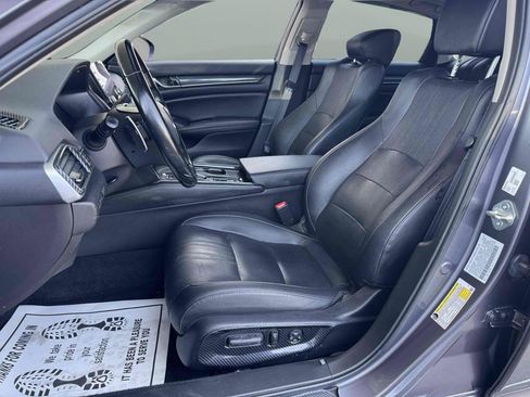 Used 2020 Honda Accord Touring image 10