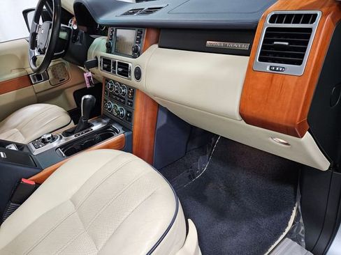 Used 2009 Land Rover Range Rover Supercharged AWD/4WD image 20