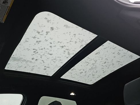 Used 2025 Cadillac XT5 Premium Luxury image 15