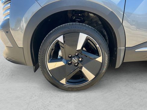 New 2026 Nissan Kicks SR w/ Cold Weather Package image 23