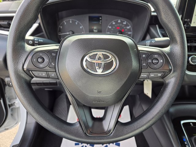 Used 2024 Toyota Corolla LE FWD image 27
