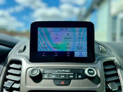 Used 2022 Ford Transit Connect XL image 21