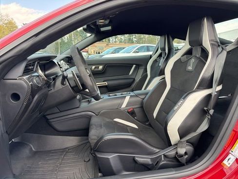 Used 2020 Ford Mustang Shelby GT500 w/ Carbon Fiber Track Pack image 10