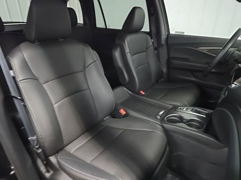 Used 2023 Honda Passport EX-L image 15