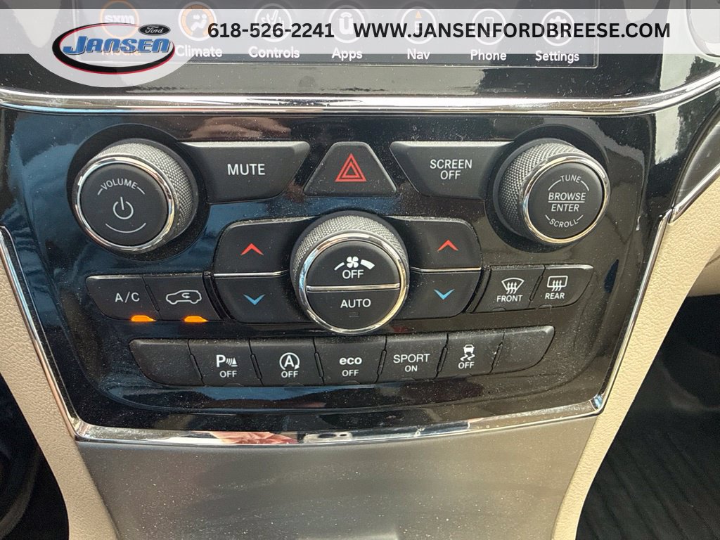Used 2020 Jeep Grand Cherokee Limited AWD/4WD image 19